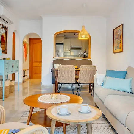 Casita Bonita - With Private Garden Near In