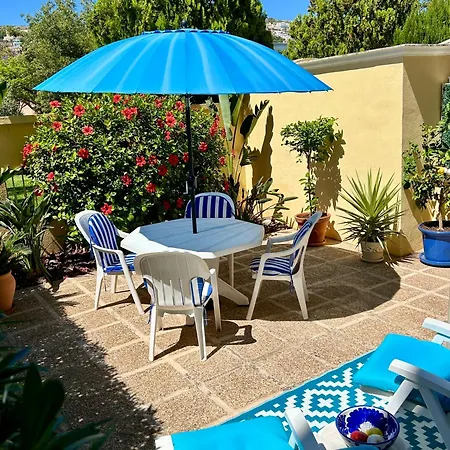 Casita Bonita - With Private Garden Near In Apartment